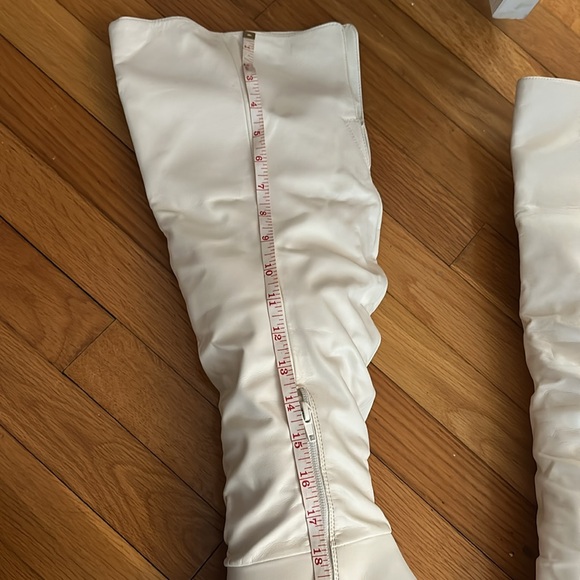 Chic White High Heel Boots - Picture 9 of 11